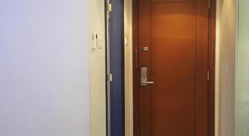 Kharisma Hotel 마디운 외부 사진