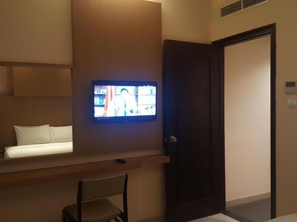 Kharisma Hotel 마디운 외부 사진