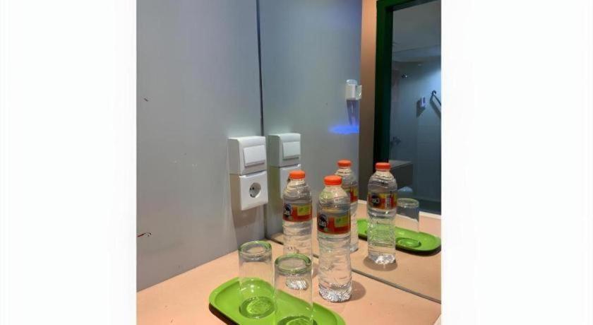 Kharisma Hotel 마디운 외부 사진