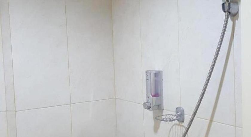 Kharisma Hotel 마디운 외부 사진