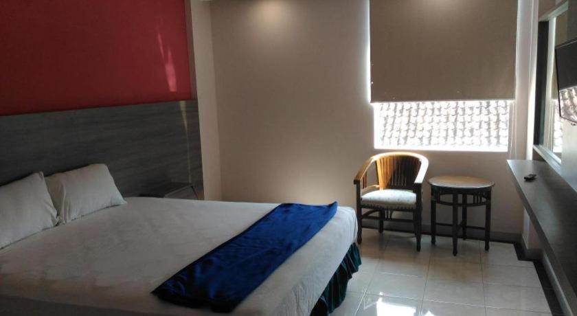 Kharisma Hotel 마디운 외부 사진